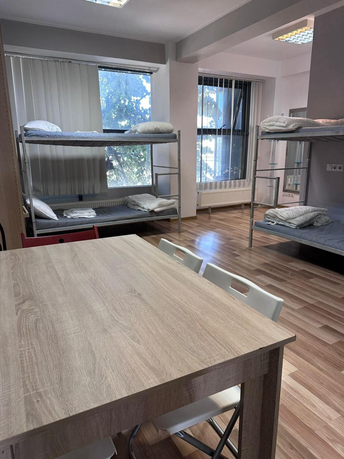 Heights Accommodation Unirii Free Parking Zone 布加勒斯特 外观 照片